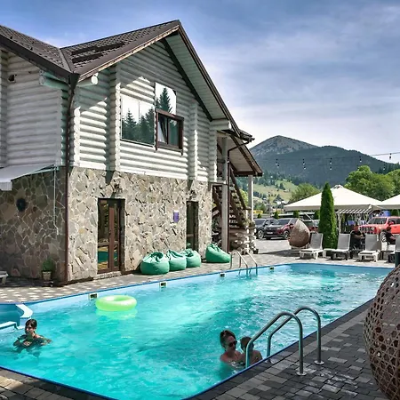 Whiteberry Hotel-3